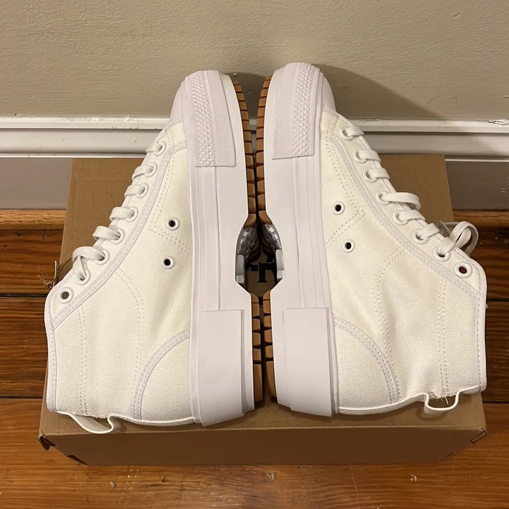 NEW Adidas Nizza Trek White Platform Sneaker Size 7 - Picture 9 of 11